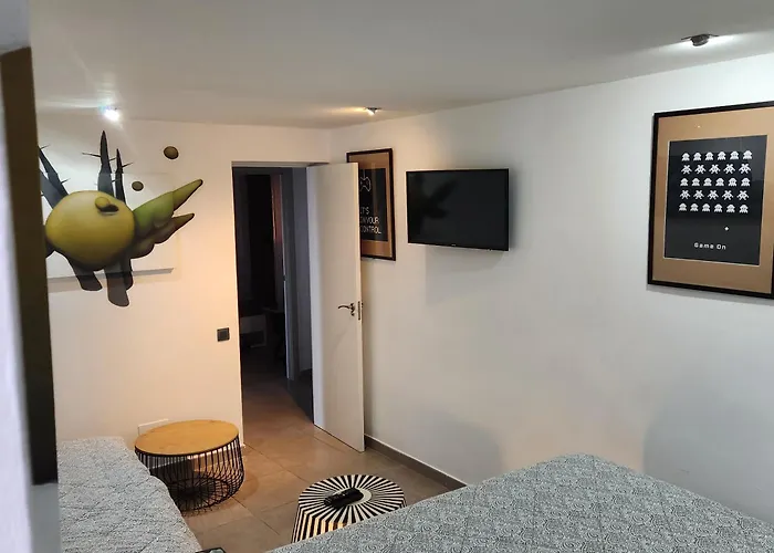 Salvia Bnb, Con Banos Privados 住宿加早餐酒店 3*